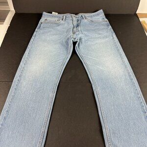 Levi's Jeans Men's 35x30 505 Straight Leg Light Blue Distressed Denim Tag 34x32